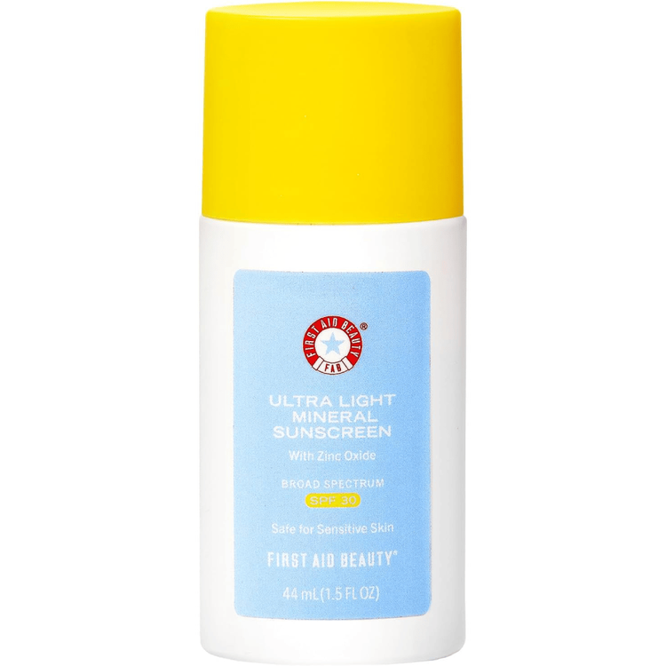 Ultra Light Mineral - Protector solar facial SPF 30, lujosamente ligero y textura sedosa