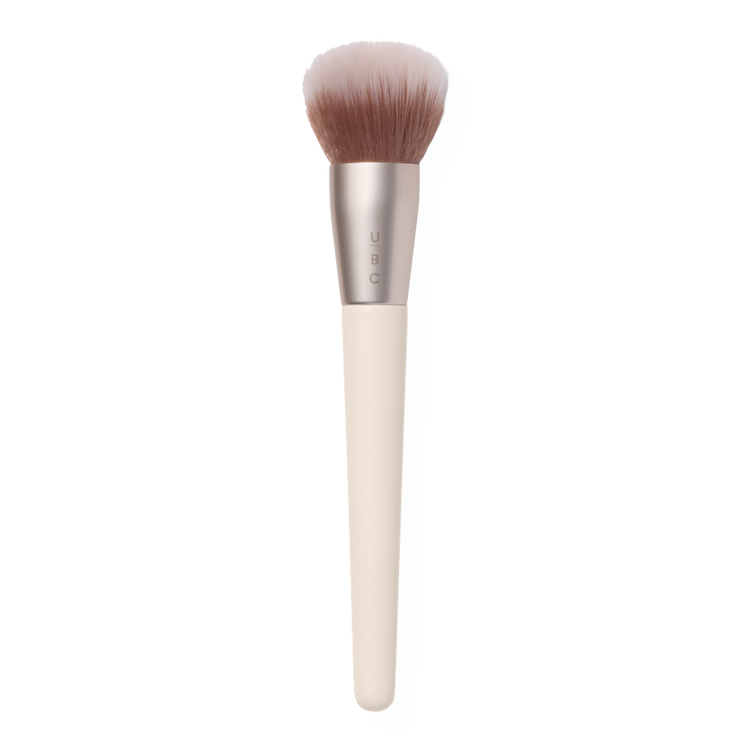 Dual Fiber Foundation Brush 110 Brocha de doble fibra para base acabado natural