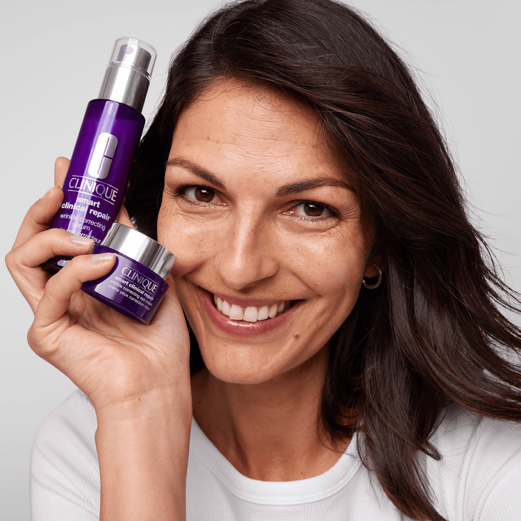 Smart Clinical Repair™ - Crema antiarrugas, reduce líneas de expresión y arrugas