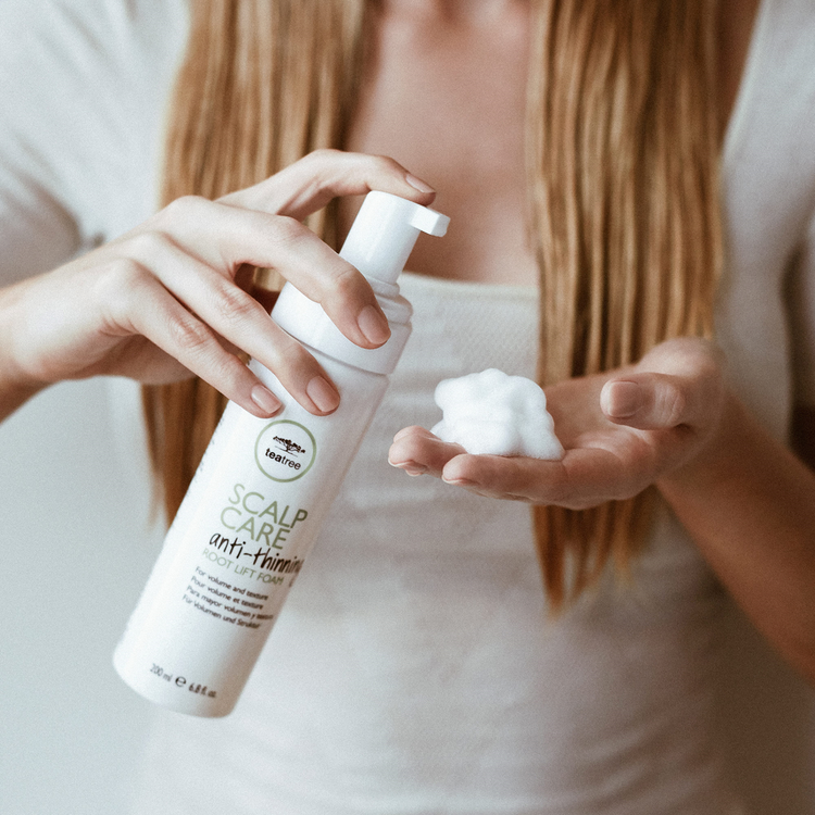 Tea Tree Scalp Care Regeniplex Root Lift Espuma voluminizadora volumen y textura para cabello