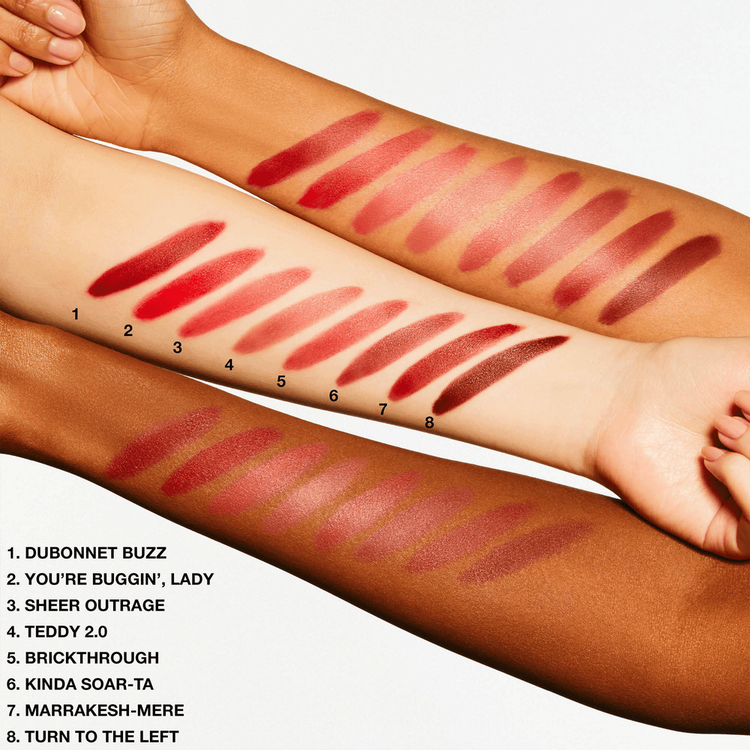 Powder Kiss Lipstick - Labial, color intenso y efecto bálsamo