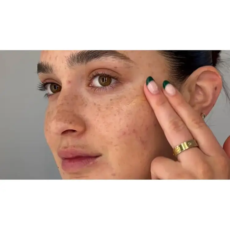 Brighten + Glow - Crema para ojos con niacinamida, hidrata la zona de los ojos