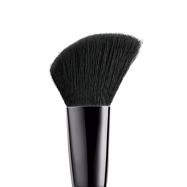 e.l.f. Angled Blush Brush Pincel de Rubor en Ángulo