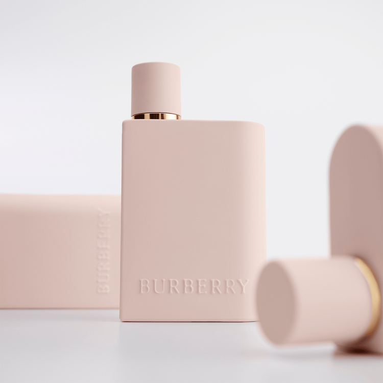 Burberry Her Eau De Parfum Perfume perfume con aroma ámbar