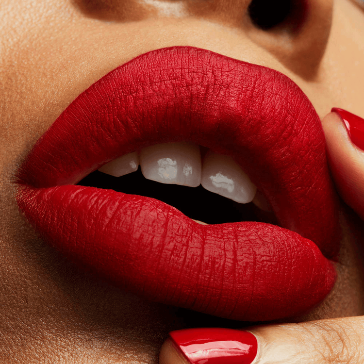 Retro Matte Liquid Lipcolour - Labial líquido, color intenso y acabado mate