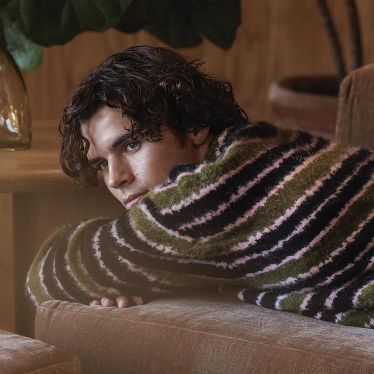 Tea Tree Hemp Restoring Acondicionador y loción corporal restaura y refuerza