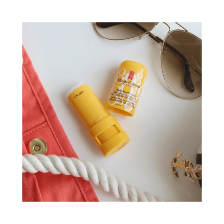 Eight Hour® Protector solar calma y suaviza la piel