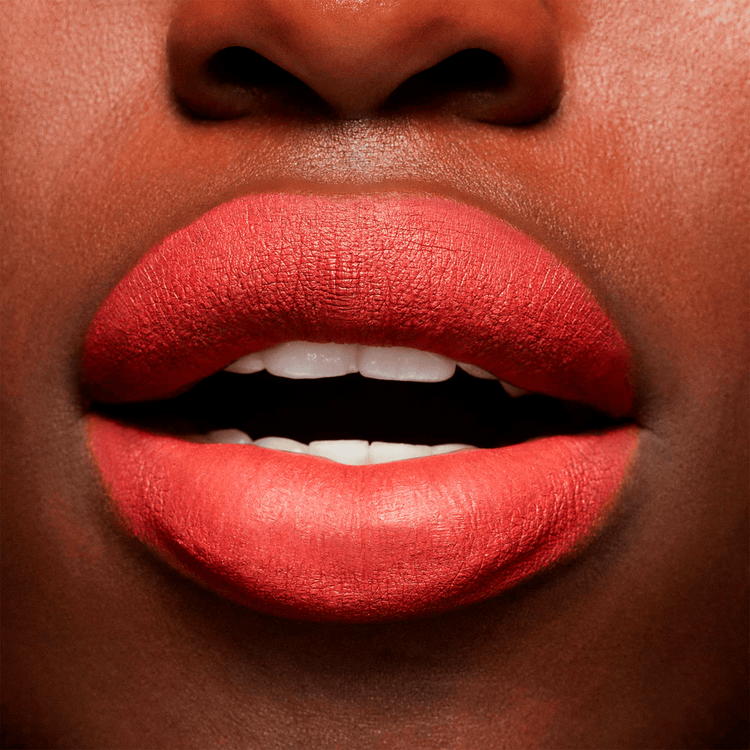 Retro Matte Liquid Lipcolour Lápiz delineador de ojos color intenso y acabado mate