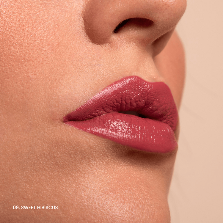 Wet Flow Lipstick Labial labios definidos, hidratados y brillantes