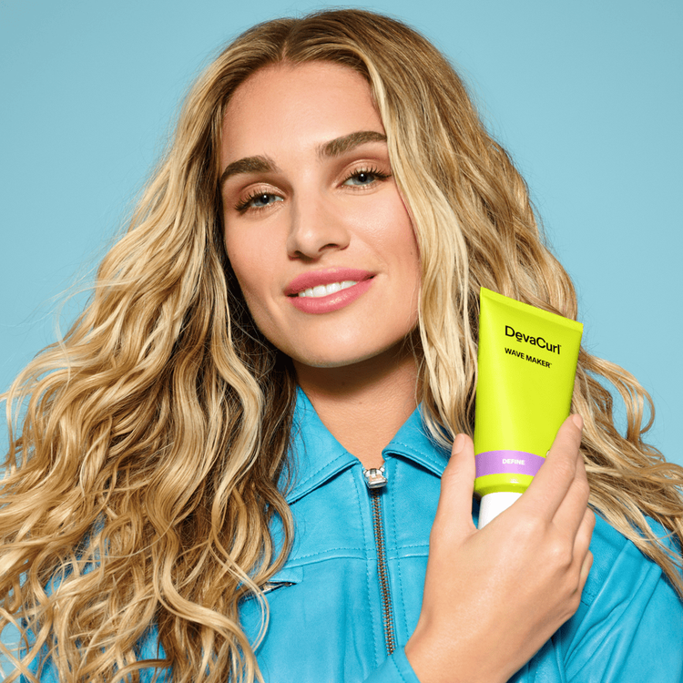 Wave Maker Lightweight Moisturizing Definer Definidor de rizos controla el frizz