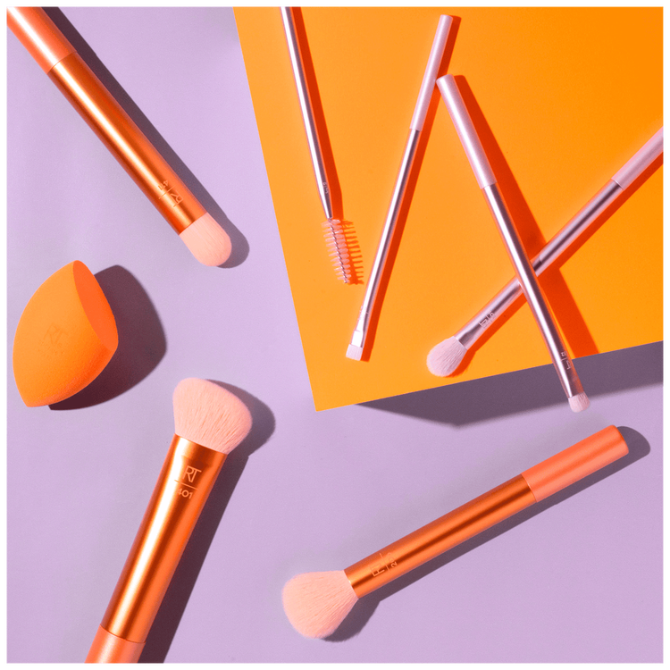 Rt Level Up Brush + Sponge Set Set de brochas de maquillaje mas esponja