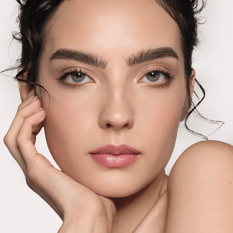 Impeccable Blurring Matte Setting Spray Fijador de maquillaje mate acabado mate difuminante