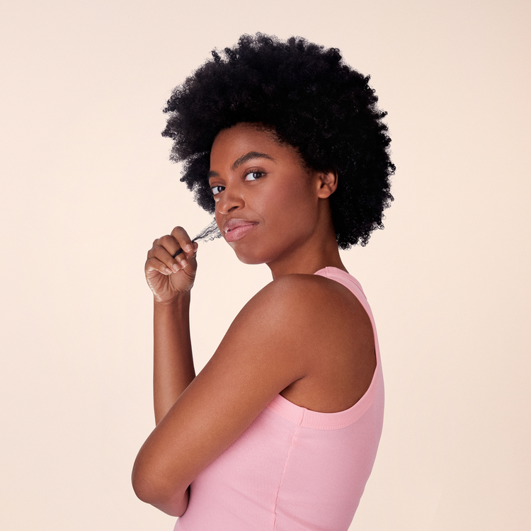 Curl Talk - Acondicionador sin enjuague, facilita el peinado en cabello rizado