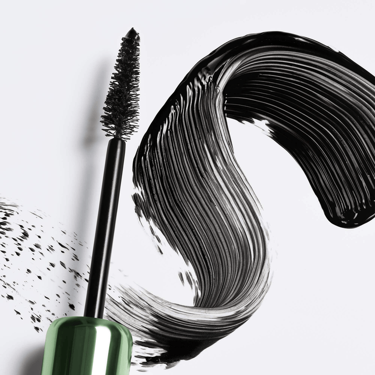 High Impact™ Nutri-Dimension Mascara Mascara de pestañas pestañas con volumen, definición y longitud