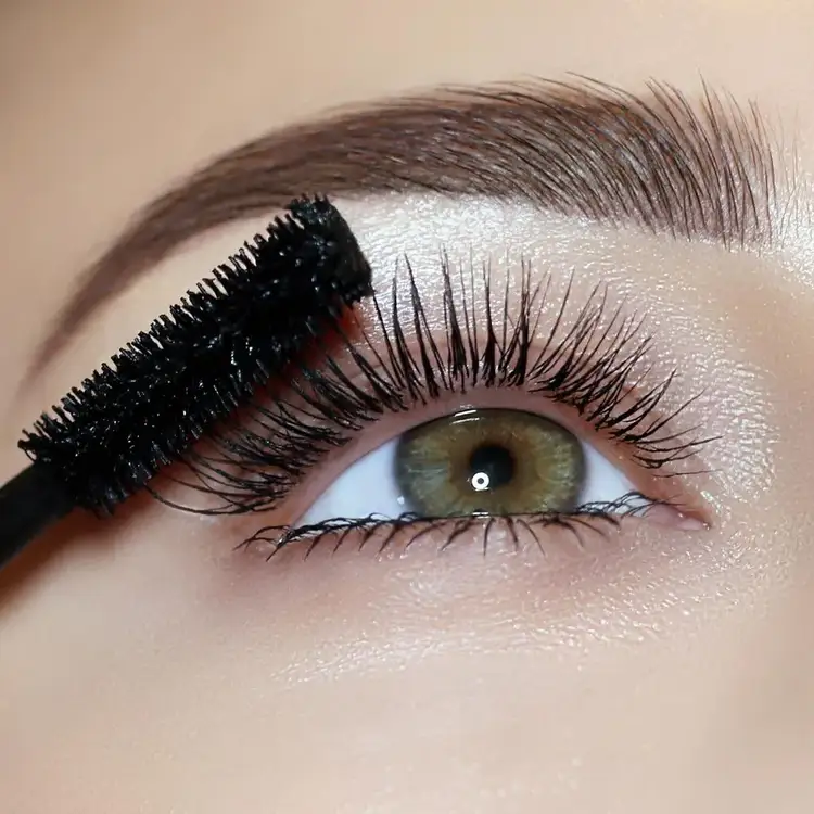 Fetisheyes™ Mascara alargadora