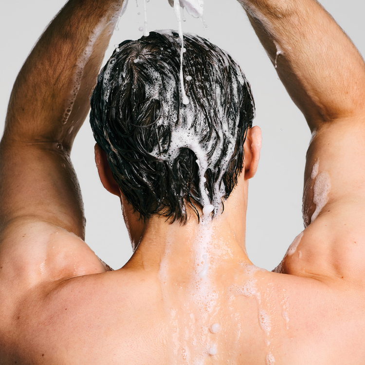 CLEAR ESSENTIAL Shampoo shampoo ligero