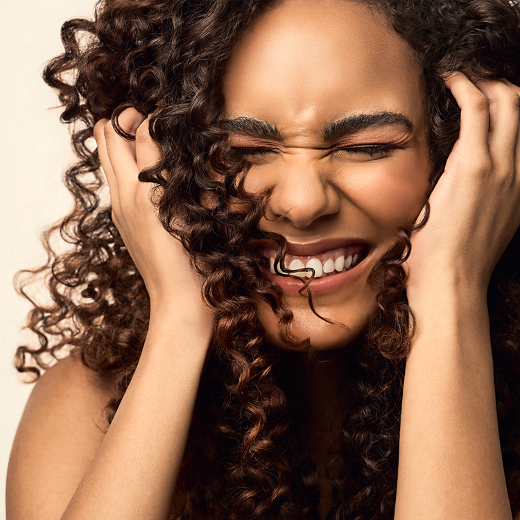 Hydrating - Acondicionador, hidrata cabello grueso y áspero