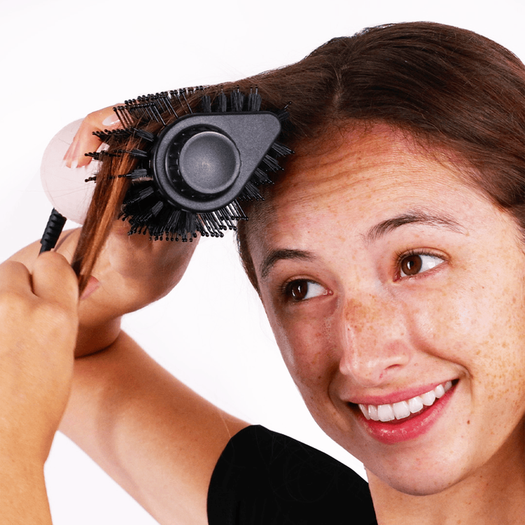 Le Volume Elevé 2-in-1 Titanium Secador y cepillo volumizador volumen y secado rápido