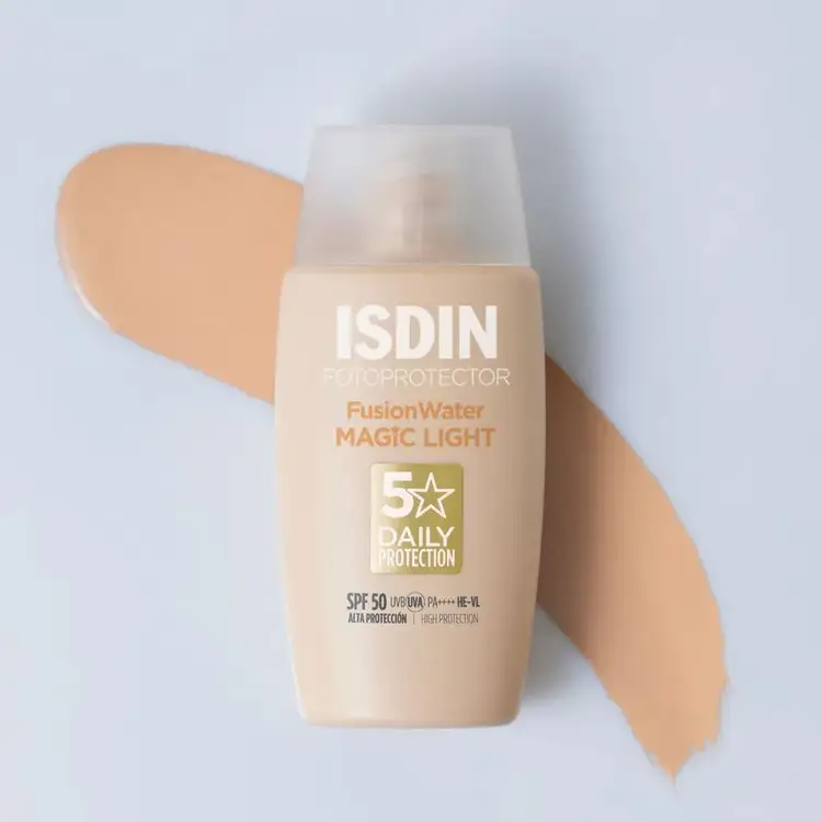 Fusion Water Magic Protector solar facial control de brillo