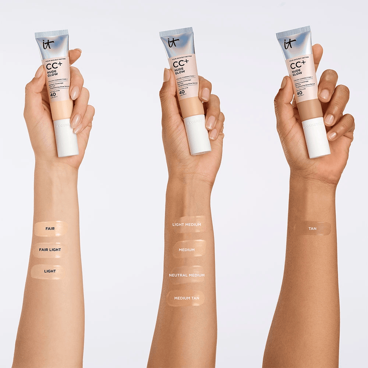 Your Skin But Better - CC+ Nude Glow, con SPF 40, efecto de luminosidad inmediata