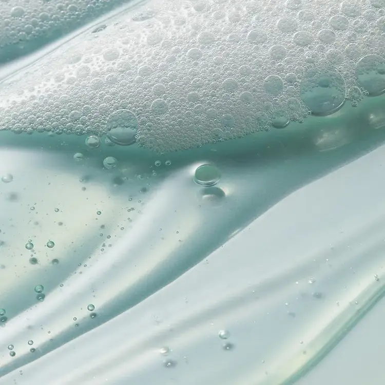 Daywear - Limpiador facial, con refrescante extracto de pepino 125 ml