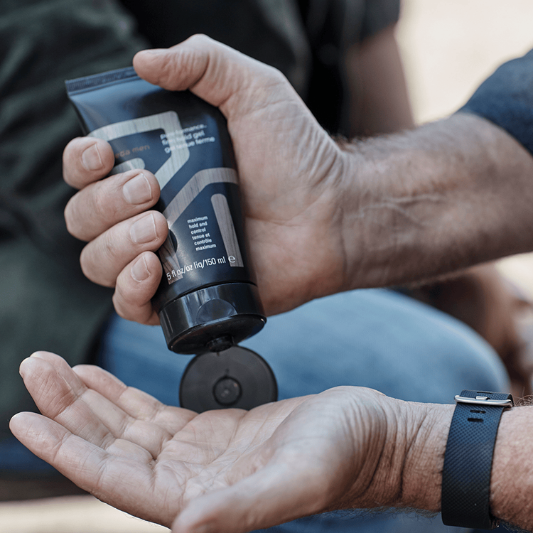 Men Pure-Formance Gel máxima fijación, control, definición y brillo