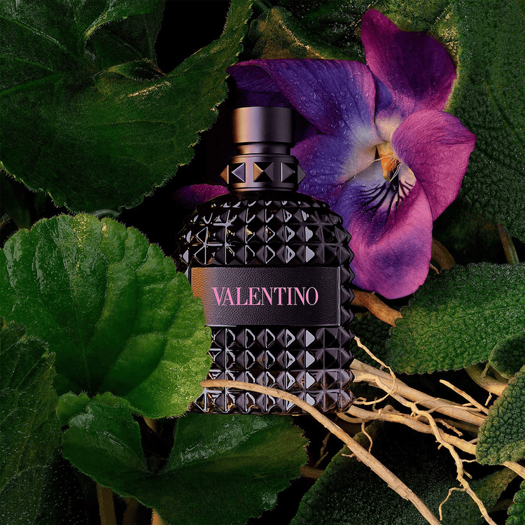 Uomo Born in Roma - Eau de Toilette, fragancia aromática y leñosa
