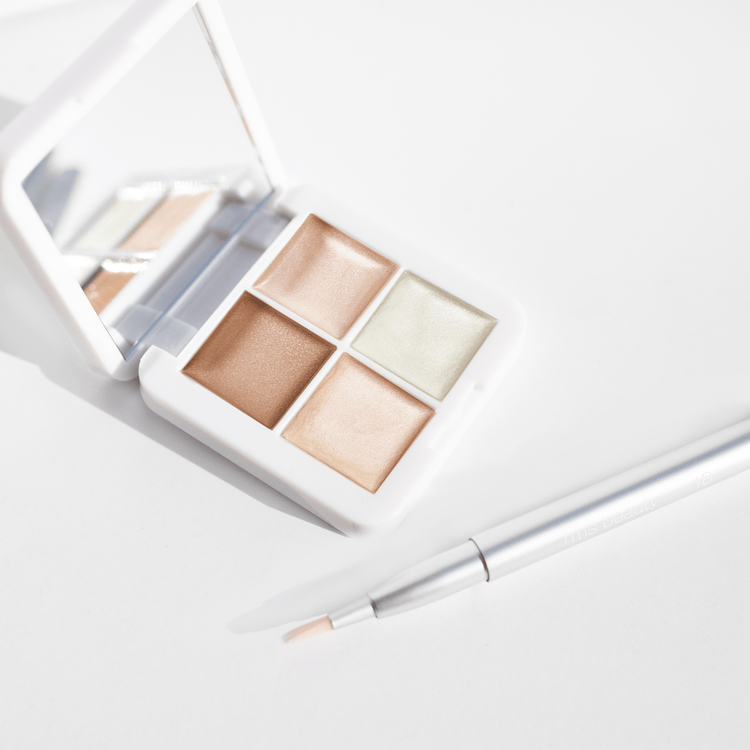 Living Luminizer Glow Quad Paleta de iluminadores resalta y realza la piel