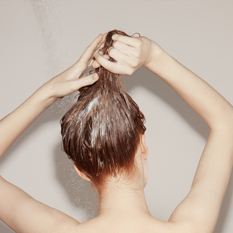 Volumizing Acondicionador hidrata y aporta brillo