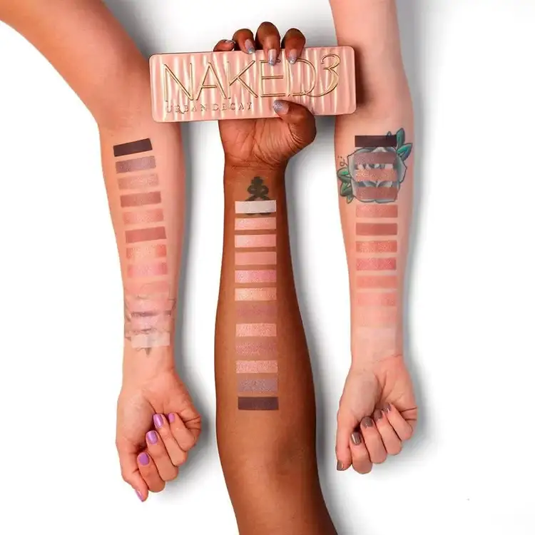 Naked Palette 3 Paleta de sombras tonos mate y luminosos
