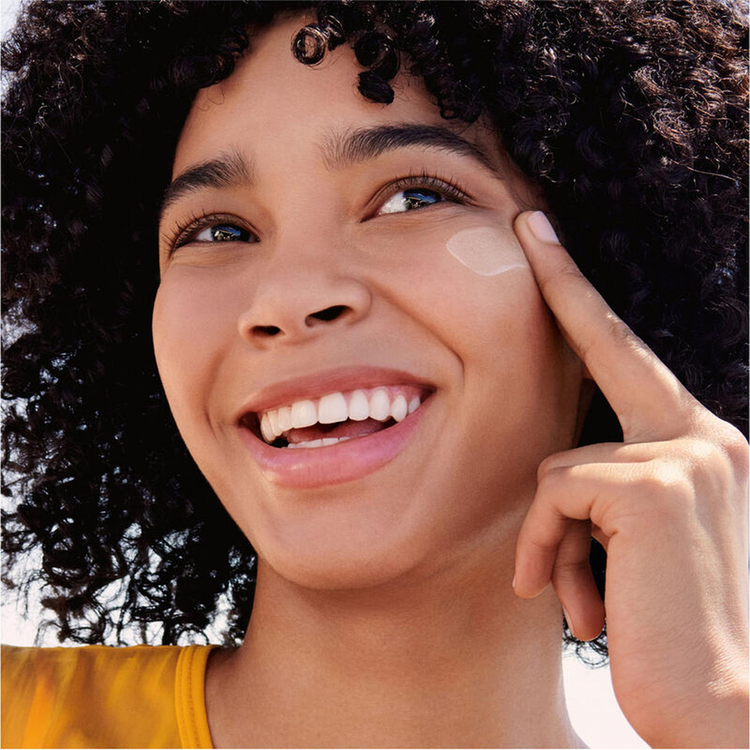 Urban Environment Vita-Clear Sun SPF40 - Protector solar, protege contra la polución y la luz azul