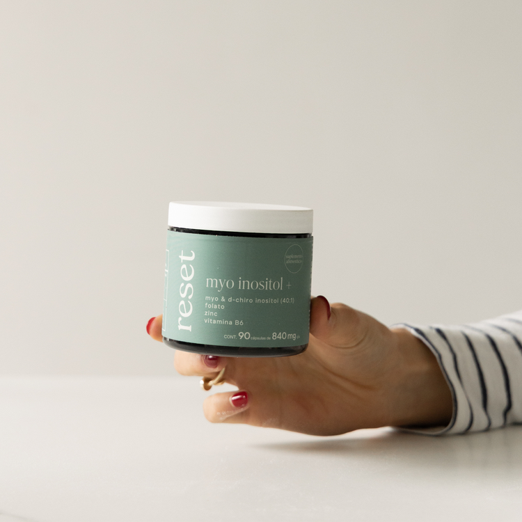 Myo inositol + Suplemento alimenticio promueve el balance hormonal, resistencia a la insulina y fertilidad