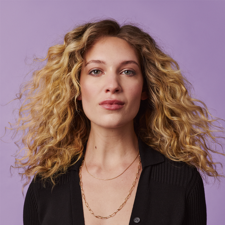 Bb Curl - Crema definidora de rizos, flexibles y con movimiento