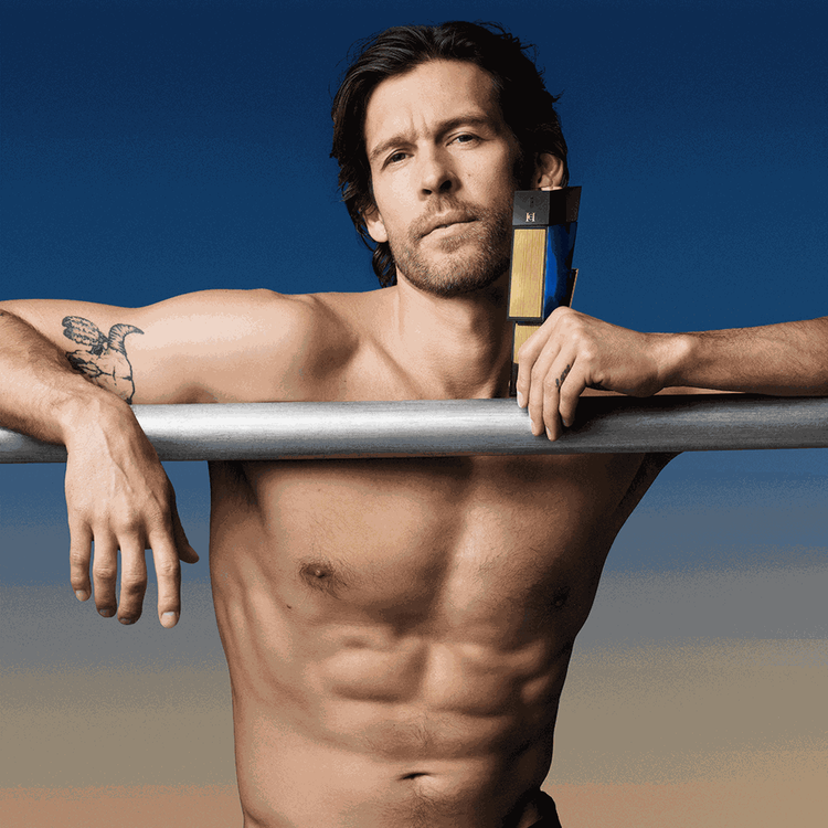 Bad Boy Cobalt - Eau de Parfum, profundiza los contrastes de la masculinidad