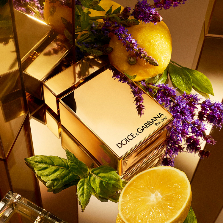 The One Pour Homme Eau De Parfum Intense Perfume para hombre