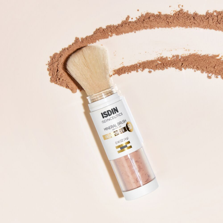 Isdinceutics Mineral Brush Protector solar facial control de brillo