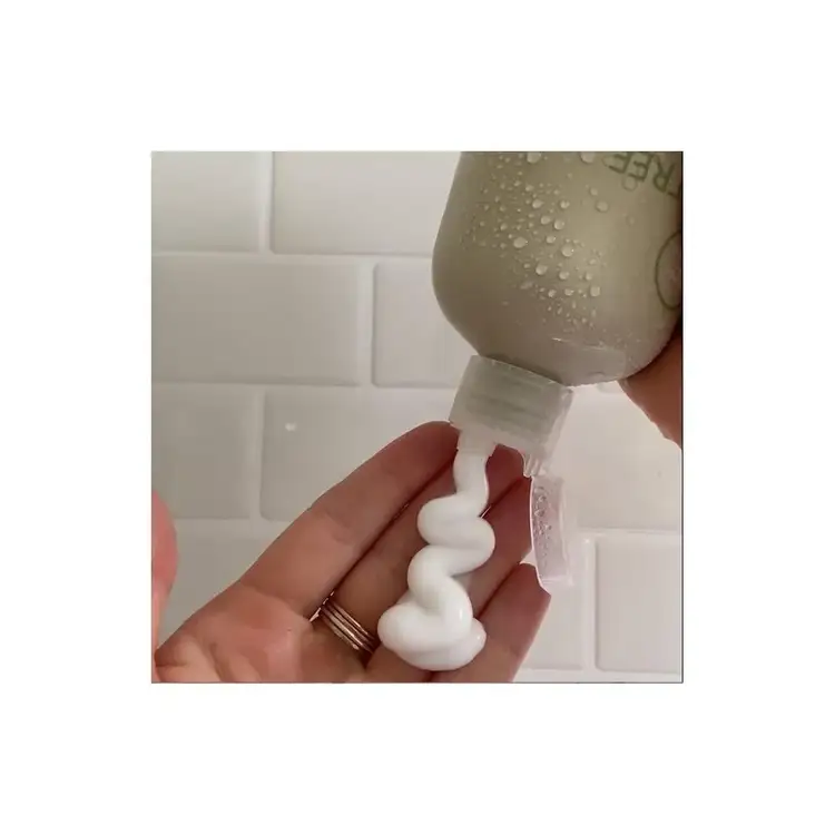 Tea Tree Hemp Restoring Acondicionador y loción corporal restaura y refuerza