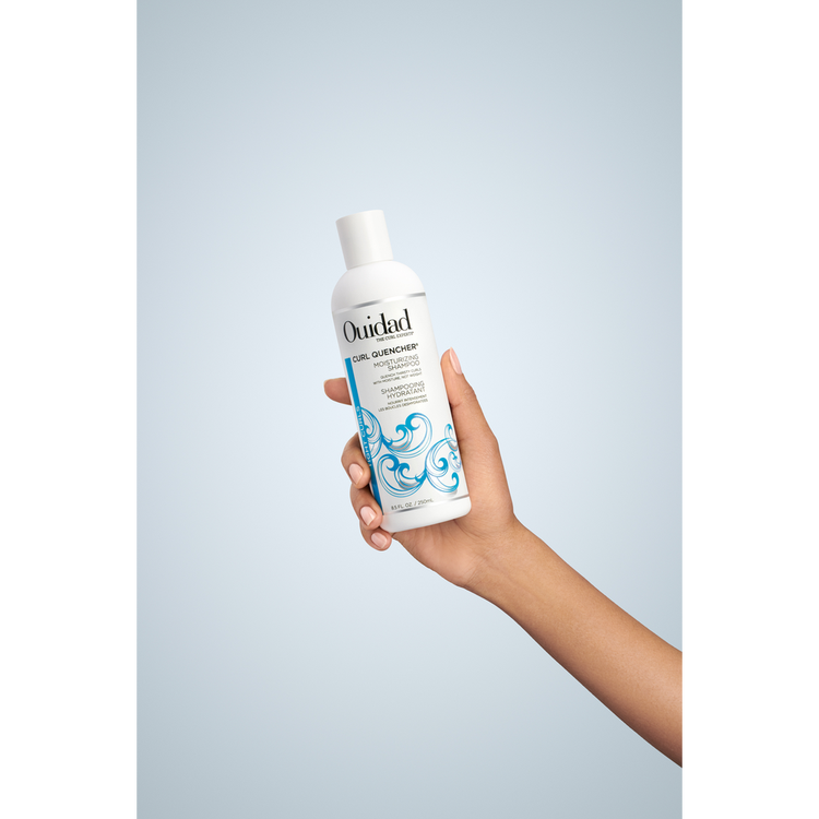 Curl Quencher Moisturizing Shampoo hidrata el cabello