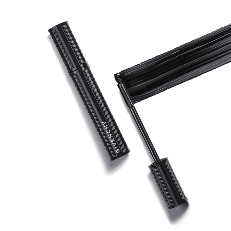 Volume Disturbia Máscara de pestañas efecto volumen y curva