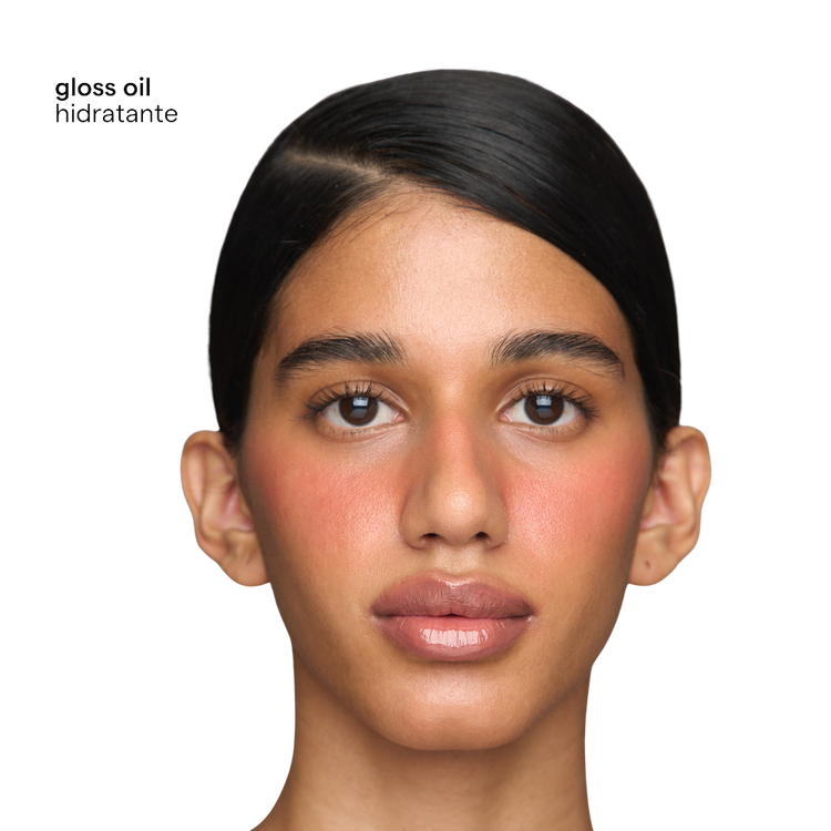 Duo Telenovela Tinta + Gloss - 1 Tinta acabado matte + 1 Gloss Hidratante + Estuche Charm de piel