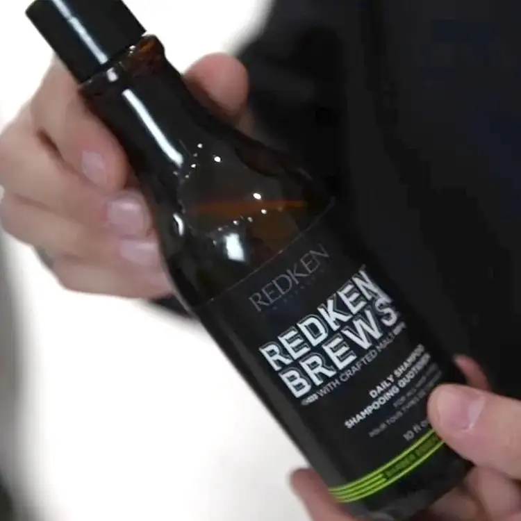 Redken Brews - Shampoo, nutre, acondiciona y fortalece