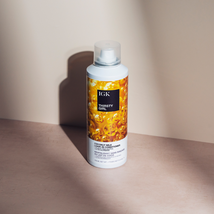 Thirsty Girl Coconut Milk Leave-In Conditioner Acondicionador combate el frizz