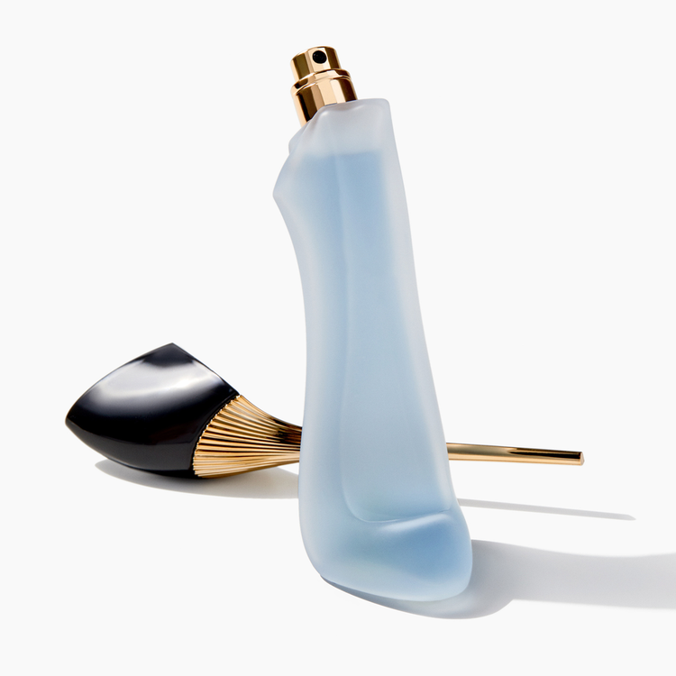 Good Girl - Hair mist, cuidado para el cabello con un aroma floral