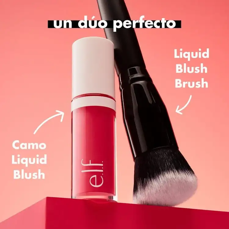 e.l.f. Liquid Blush Brush Brocha suave y angular para rubor