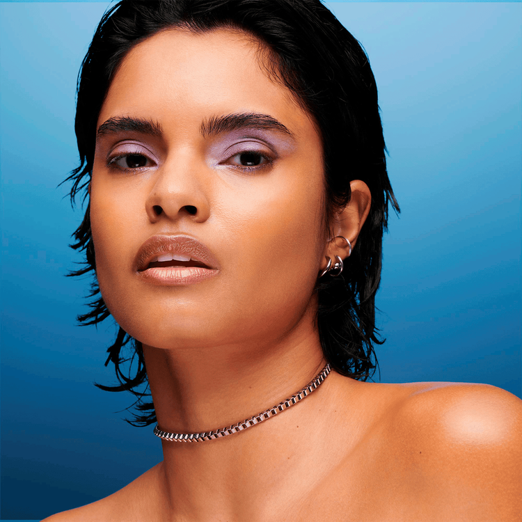 Fix + Magic Radiance Spray fijador hidrata, fija y aporta luminosidad