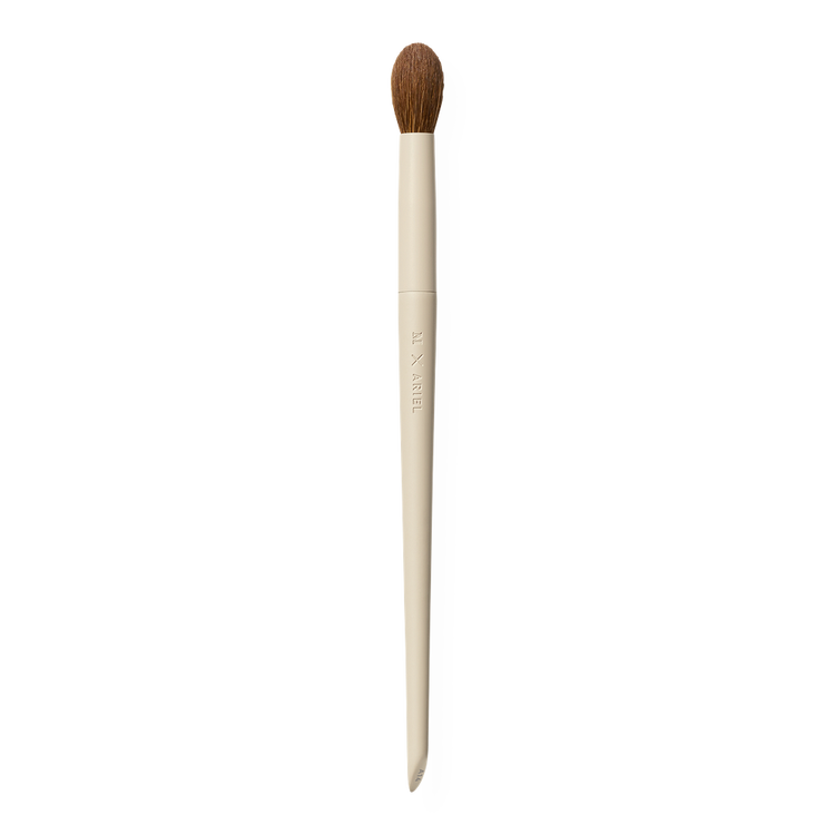 Morphe x Ariel - Brocha para polvo, creado por el maquillador de celebridades Ariel