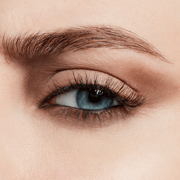 Small Eye Shadow Sombra de ojos alta duración, color y difuminado