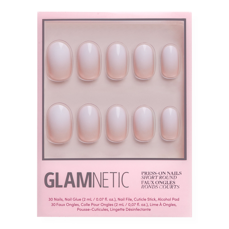 Creamer Press-On Nails Uñas postizas degradado suave de blanco sobre nude.