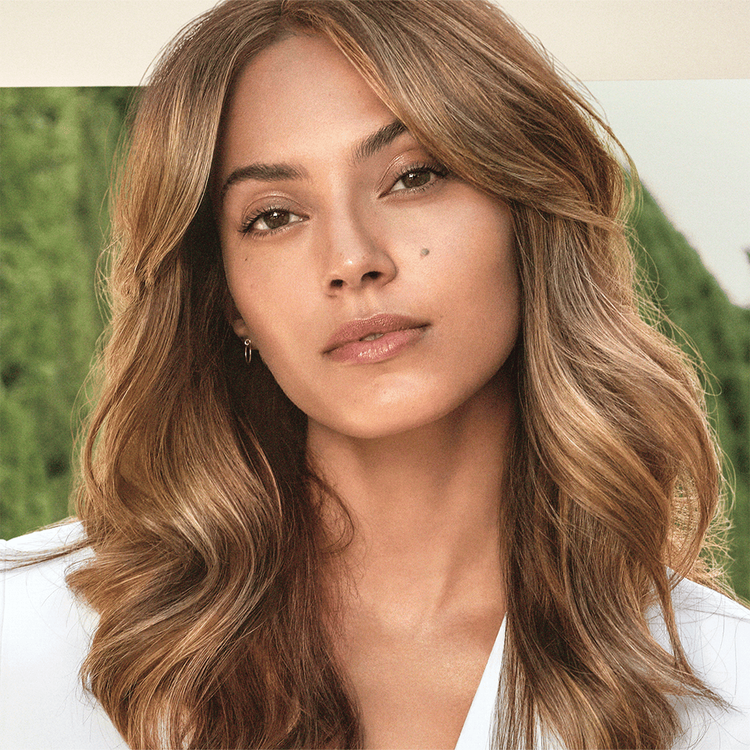 Invati Ultra Acondicionador evita la caída y engrosa el cabello