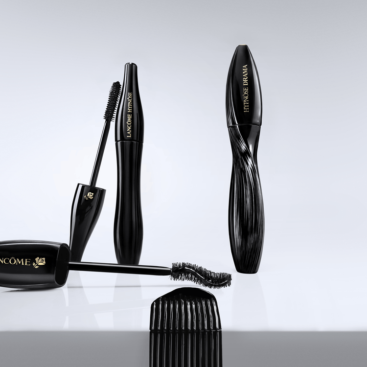 Hypnôse Drama Waterproof Máscara de pestañas cobertura ligera con brillo natural